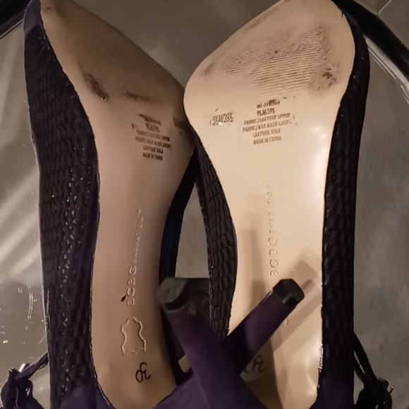 Shoes - Picture 4 of 5